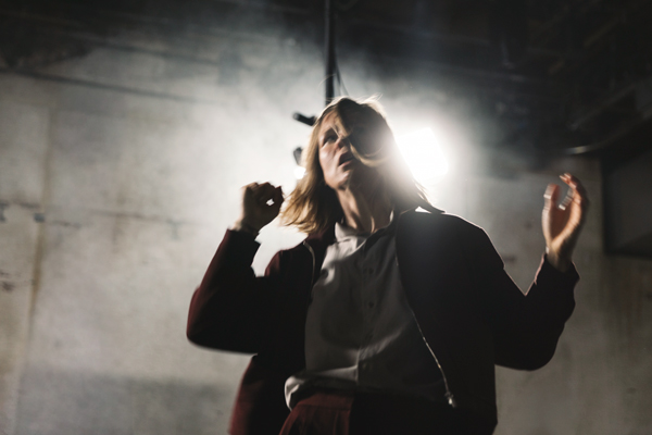 Das Leiden anderer betrachten | Copyright: Elke Walkenhorst